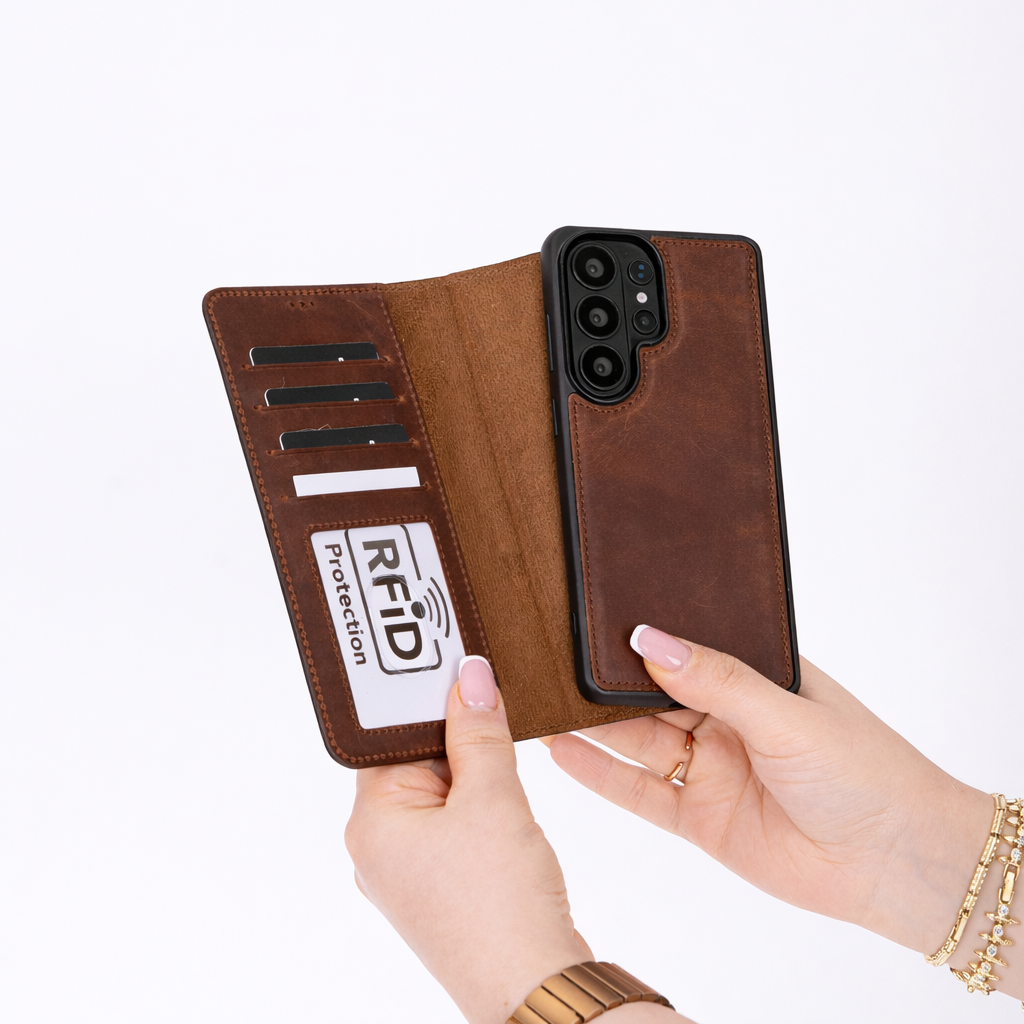 Buffalo Samsung Galaxy S26 Leather Wallet Case